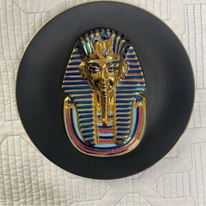 Osiris Porcelain The golden mask of Tutankhamun Collectors plate 22 Karat Gold